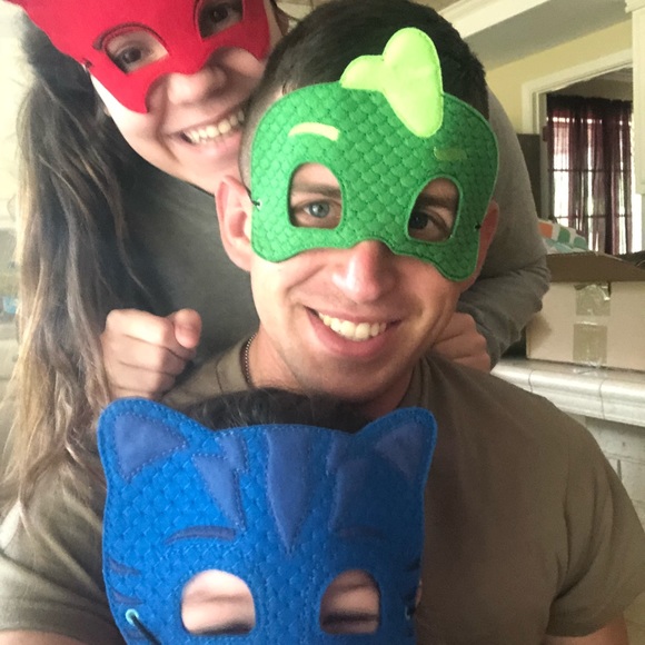 Meet your Posher, Kait - Picture 7 of 8